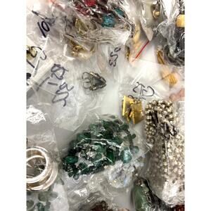 5.5 LBS Vintage Costume Jewelry Wearable Bulk Lot 80s 90s Reseller Mix